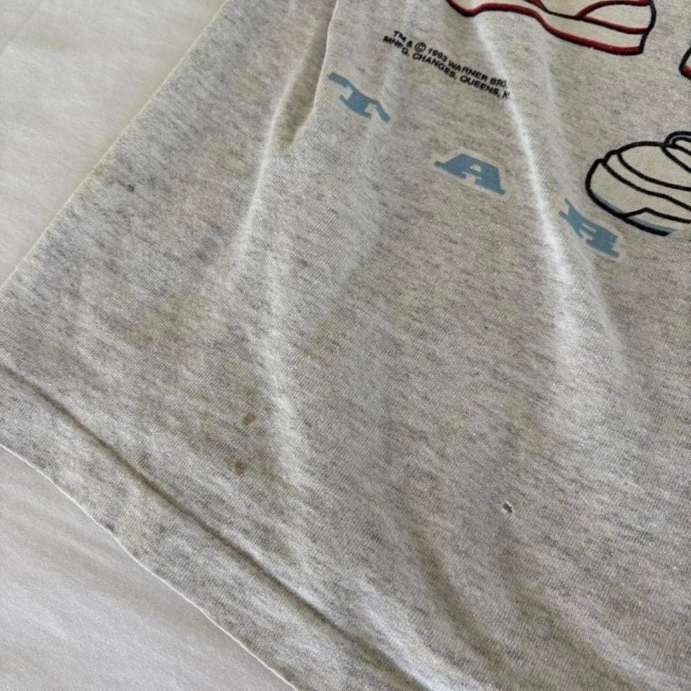Tultex Vintage 1993 Looney Tunes UNC Tar Heels grey cotton basketball tee - Picture 5 of 8